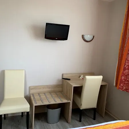 Hotel Vernon 2* Saint-Marcel (Eure)